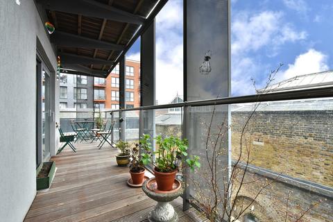 2 bedroom flat for sale, West Carriage House, Woolwich, SE18