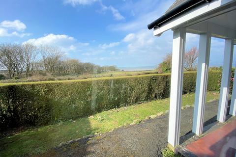 2 bedroom detached bungalow for sale, Celynin Road, Llwyngwril LL37