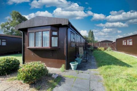 2 bedroom park home for sale, The Elms Retirement Park, Torksey Lock LN1