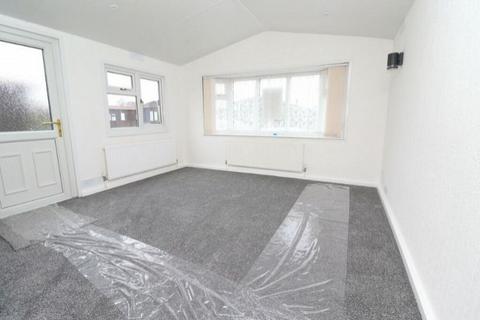 2 bedroom park home for sale, The Elms Retirement Park, Torksey Lock LN1