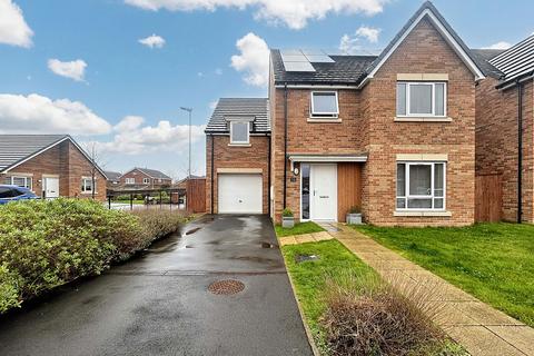 4 bedroom detached house for sale, Farm Drive, North Farm, Blyth, Northumberland, NE24 3BU