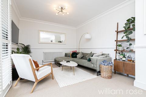 2 bedroom apartment to rent, Churchill Lodge, Savill Row, Woodford Green IG8