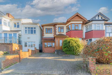 6 bedroom semi-detached house for sale, Westview Drive, Woodford Green IG8