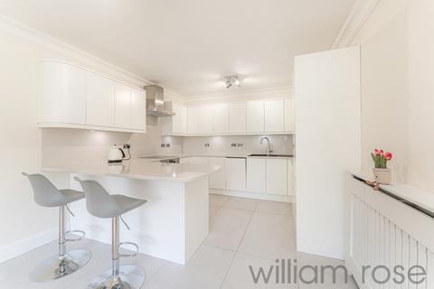 2 bedroom apartment for sale, Savill Row, Woodford Green IG8