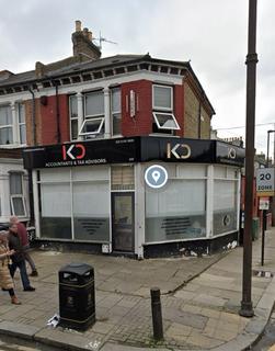 Office to rent - St. Ann's Road, London N15