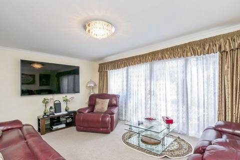 3 bedroom townhouse for sale - Hounslow TW5