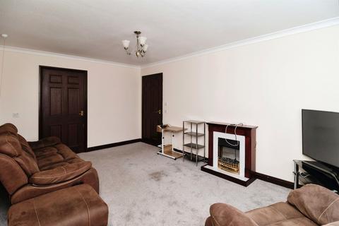1 bedroom flat for sale - Oakwood Grove, SS13