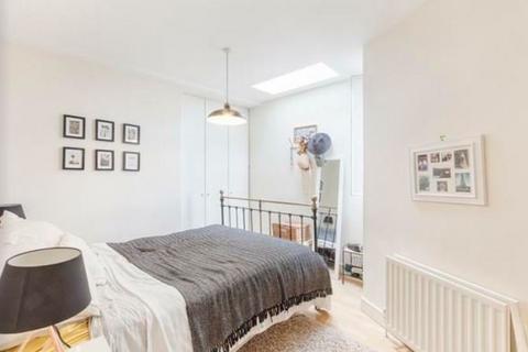 1 bedroom flat for sale, Central Buildings, Peckham SE15