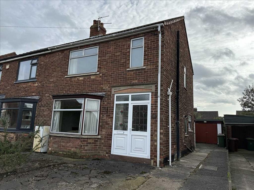 Lister Road, Scunthorpe DN15 3 bed semidetached house £120,000