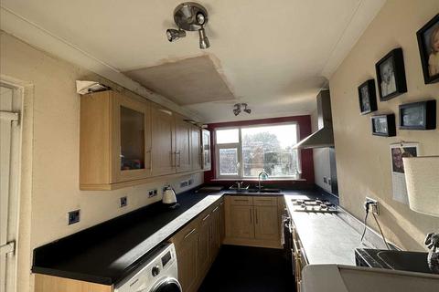 3 bedroom semi-detached house for sale, West Common Lane, Scunthorpe DN17