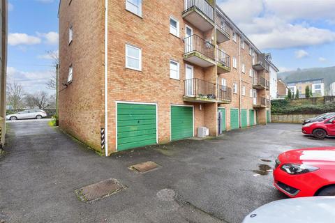 2 bedroom flat for sale - Priory Gate Road, Dover, Kent