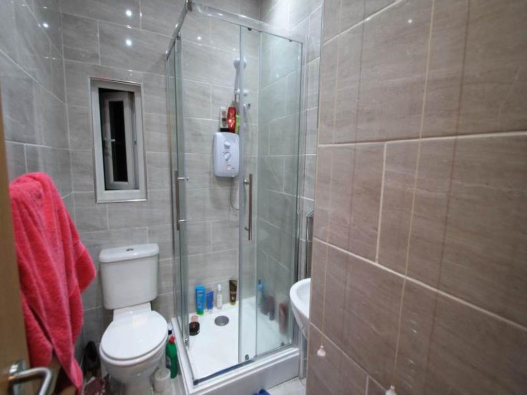 Bathroom 3