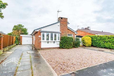 2 bedroom bungalow to rent - Audley Close, Ansdell, Lancashire