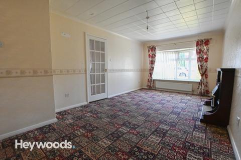 2 bedroom bungalow for sale - Welland Grove, Clayton, Newcastle-under-Lyme