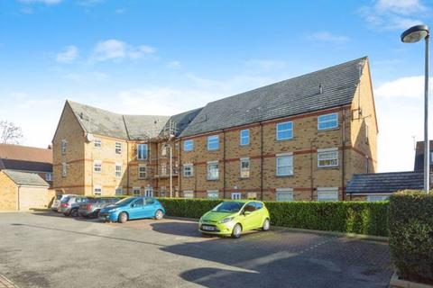 2 bedroom flat for sale, 3 Hyde Close, Romford RM1