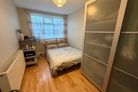 undefined, Marsh Lane, London NW7