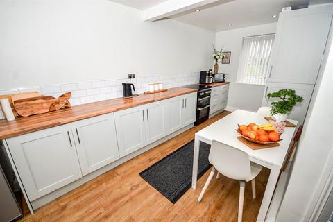 2 bedroom end of terrace house for sale, Rubens Avenue, South Shields
