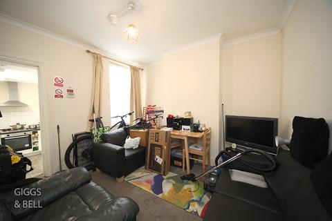 3 bedroom terraced house for sale, Talbot Road, Luton, Bedfordshire, LU2