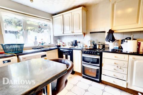 3 bedroom terraced house for sale, William Street, Mountain Ash