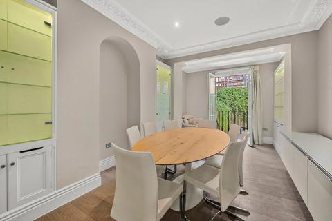 4 bedroom terraced house to rent, Chester Row, Belgravia, London, SW1W