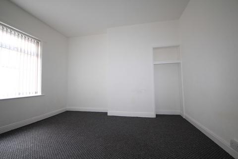 8 Avon Vale, Hull, HU9 2RU