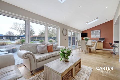 50 Chestnut Avenue, Grays, RM16 2UJ