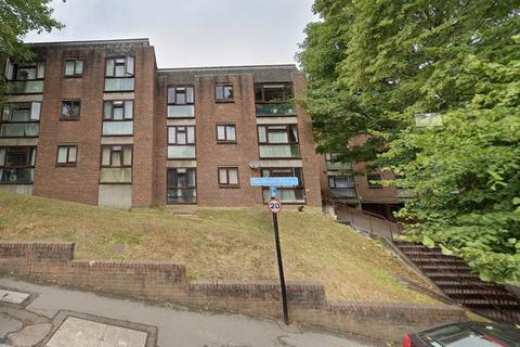 2 bedroom apartment to rent, Taymount Rise, Forest HIll SE23
