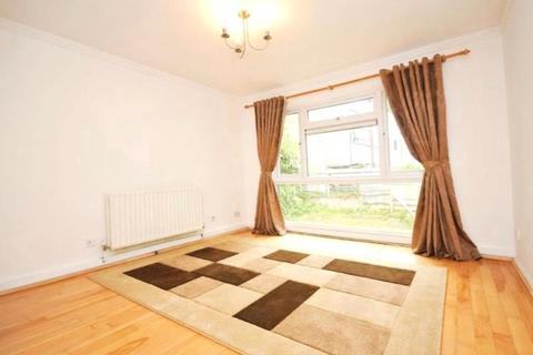 2 bedroom apartment to rent, Taymount Rise, Forest HIll SE23