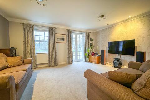 22 Macrae Road, Pill, Bristol, BS20 0EB