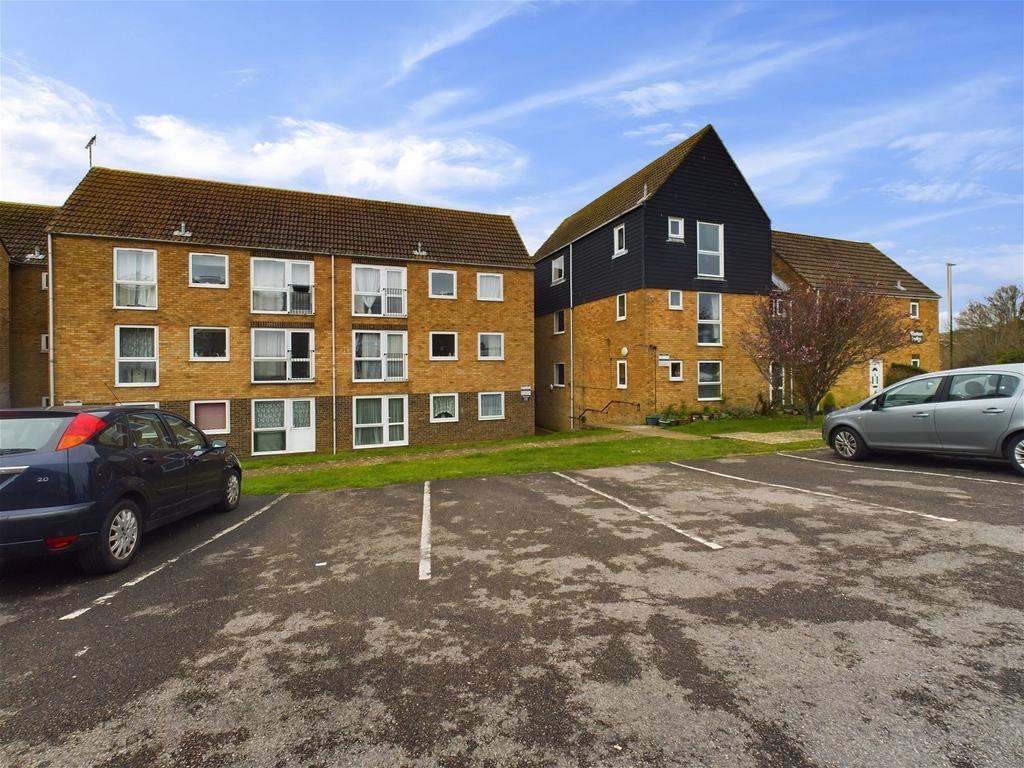 Western Lodge, Cokeham Road, Sompting 1 bed flat for sale £175,000