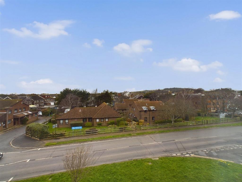 Western Lodge, Cokeham Road, Sompting 1 bed flat for sale £175,000