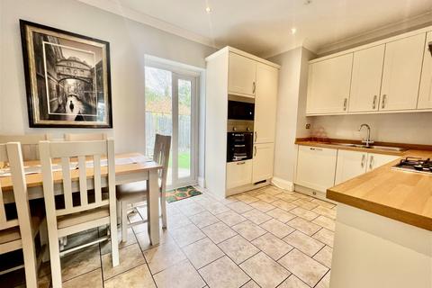 4 bedroom semi-detached house for sale - Wetherby, Northfield Place, LS22