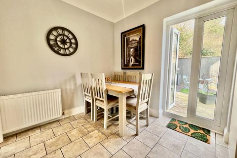 14 Northfield Place, Wetherby, LS22 6TB