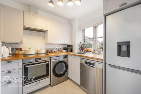 124 Wheat Sheaf Close, London, E14 9UY