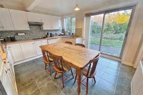 2 Bere Road, Wareham, BH20 4DD