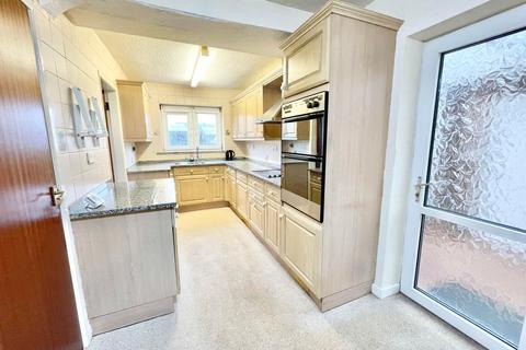 3 bedroom semi-detached house for sale, Springfield Drive, Thornton FY5