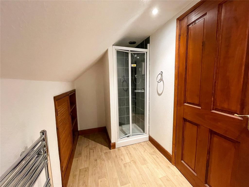 House - Shower Room