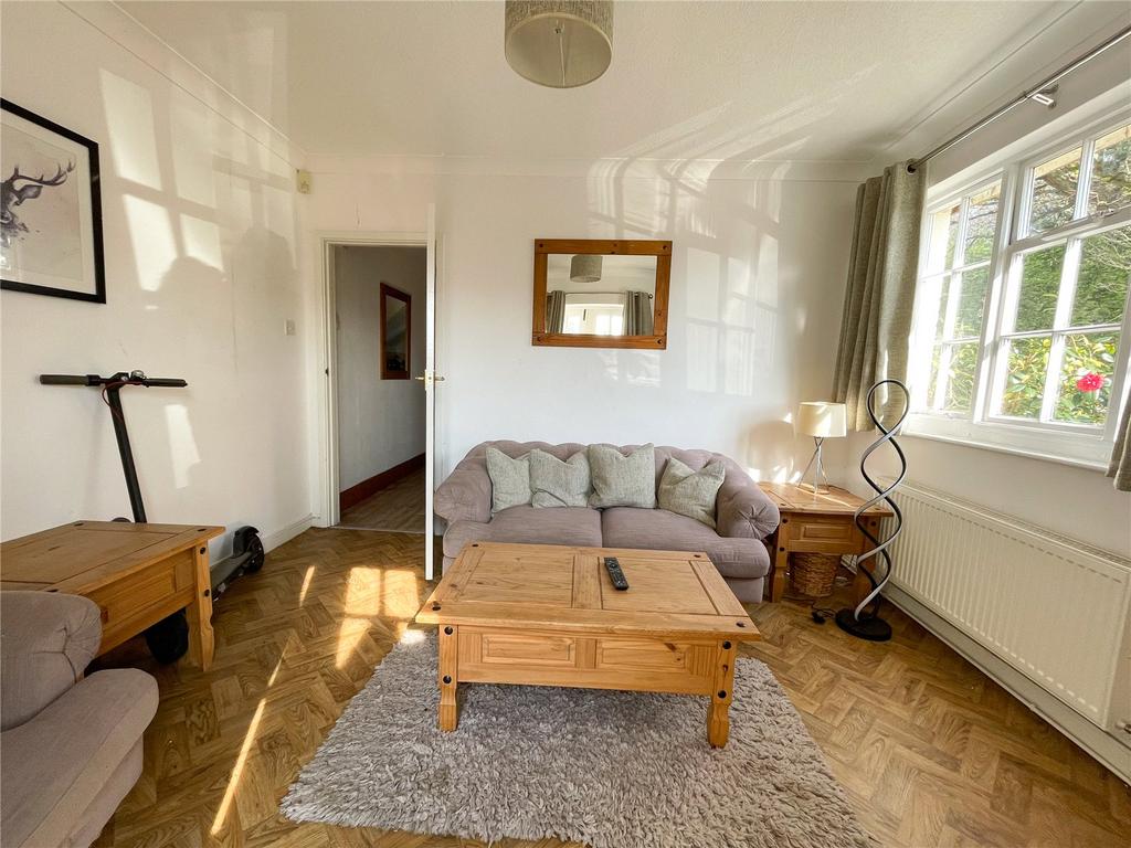 Cottage -Living Room