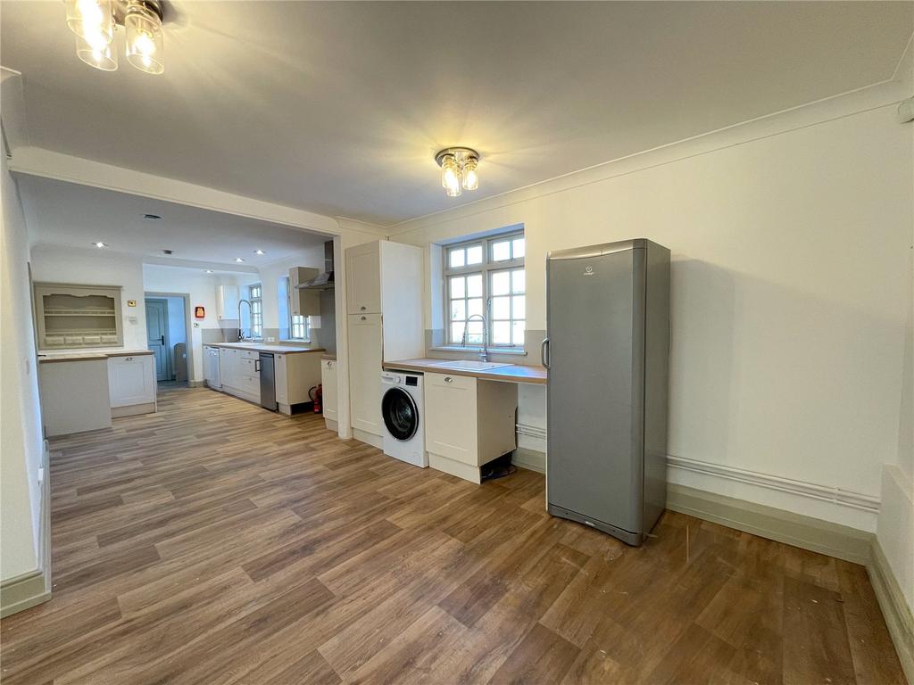 House - Kitchen