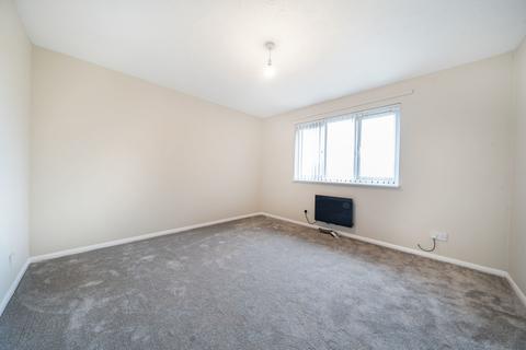 28 Oakside, Denham, Uxbridge, UB9 4BX
