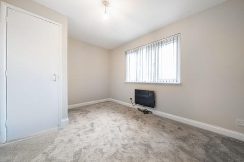 28 Oakside, Denham, Uxbridge, UB9 4BX