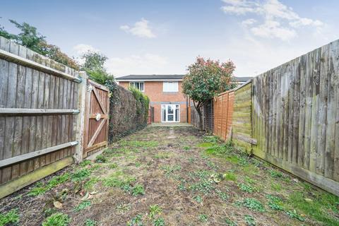 28 Oakside, Denham, Uxbridge, UB9 4BX