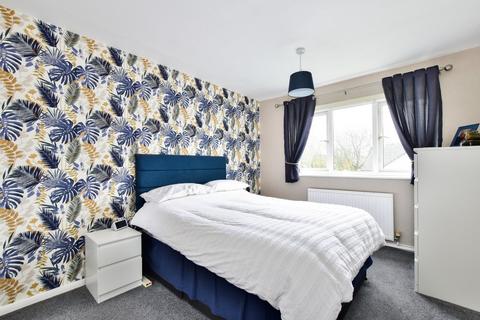 2 bedroom flat for sale - Buttermere Place, Linden Lea, Watford, Herts, WD25