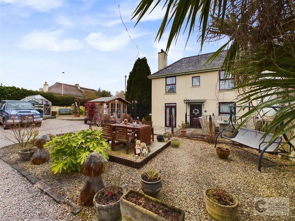 Rock Road, Chudleigh 3 bed semidetached house for sale £375,000