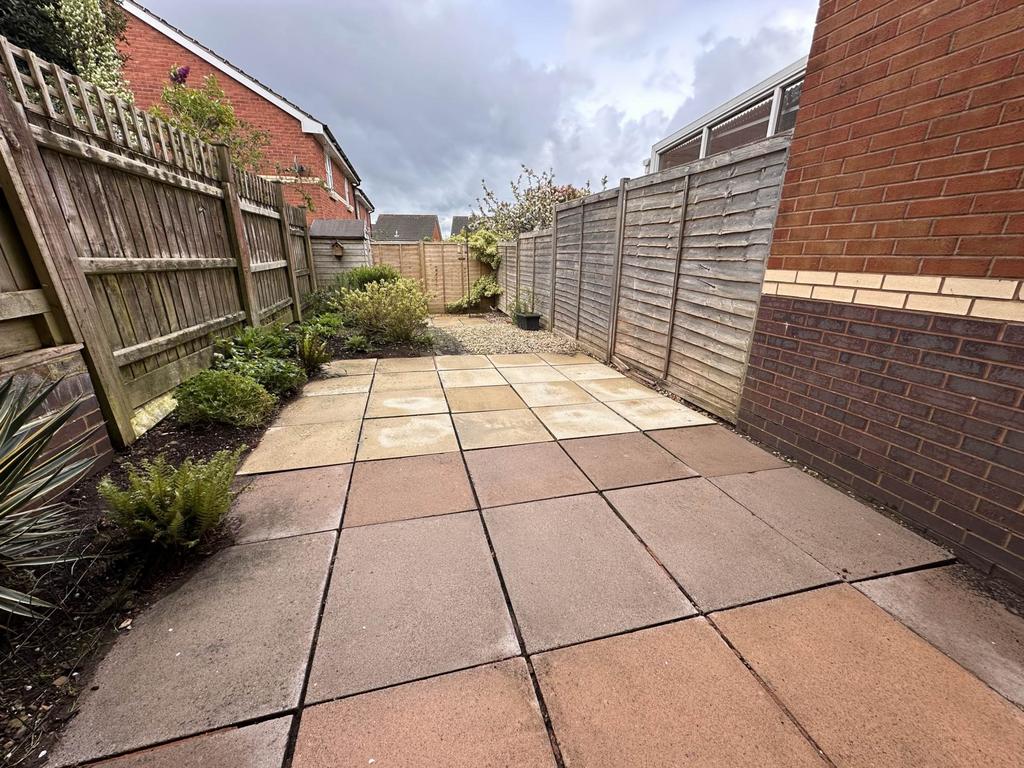 Brittany Road, Exmouth 2 bed terraced house £225,000