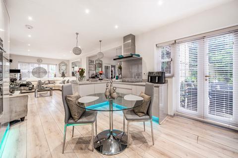 Applemead Springfield Road, Camberley, GU15 1AE
