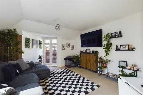 25 Boundary Place, Tadley, RG26 4PW