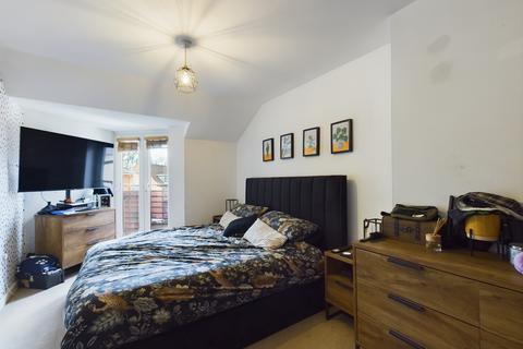 25 Boundary Place, Tadley, RG26 4PW