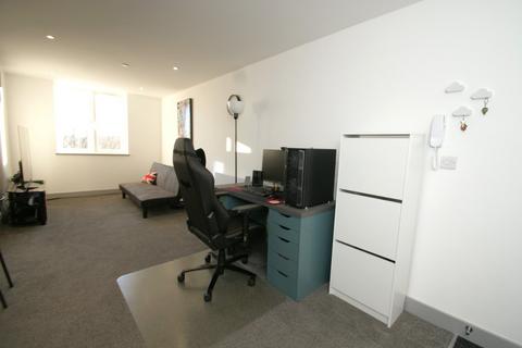 1 bedroom flat for sale, Balm Road, Leeds, West Yorkshire, LS10