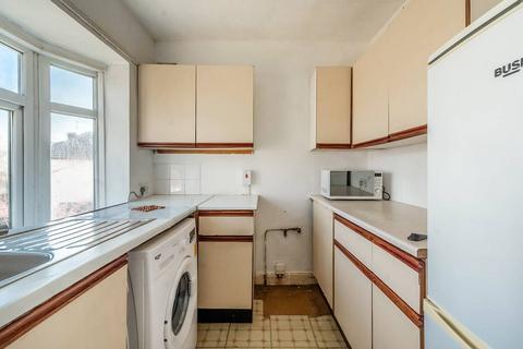 1 bedroom flat for sale, Ribblesdale Avenue, Northolt, UB5
